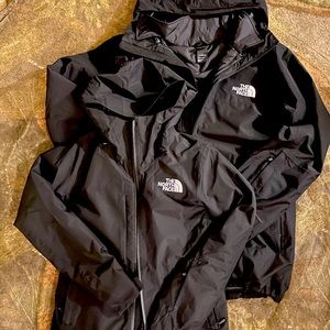 Men’s L and women’s S Black North Face Parkas with line. Sold separately.